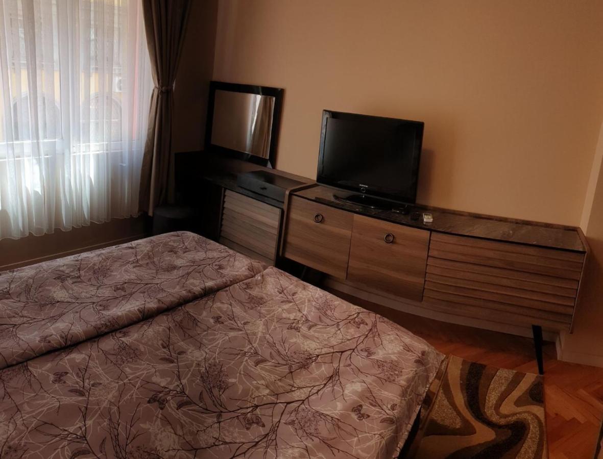 Apartment The Room Burgas Stad Buitenkant foto