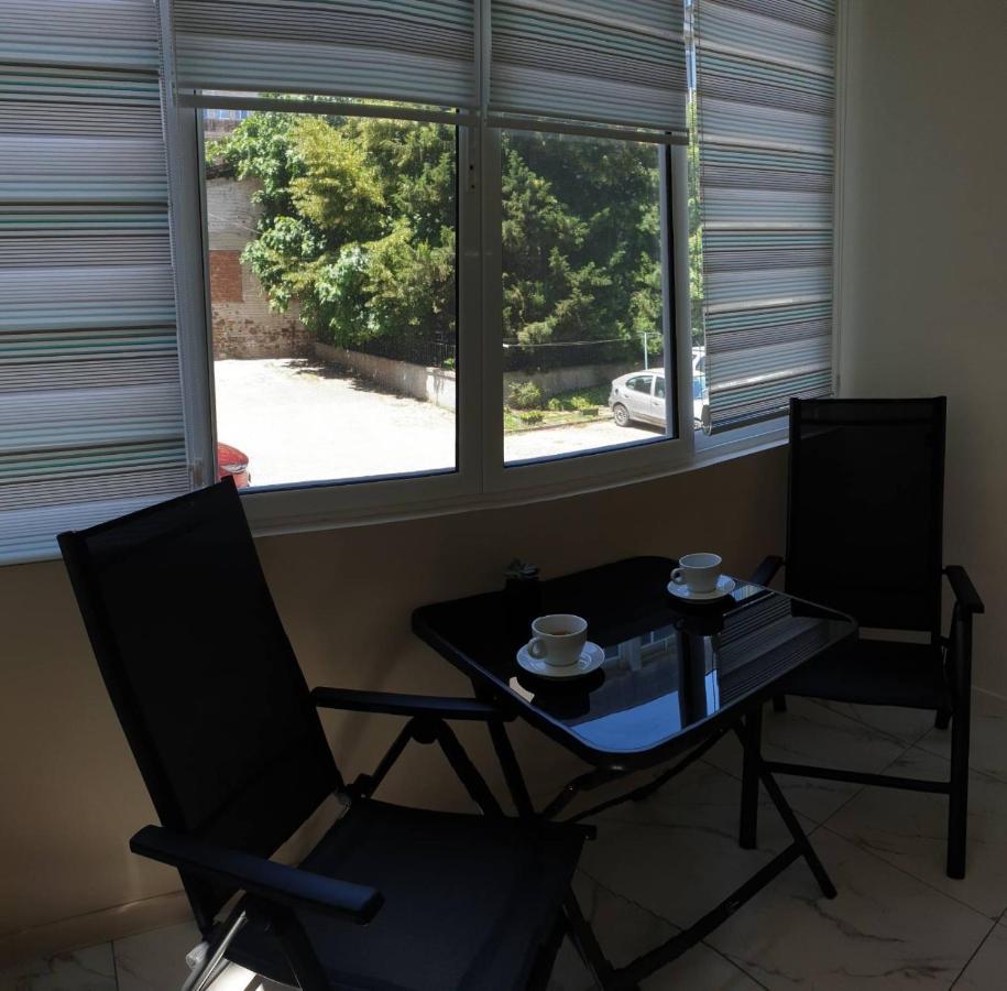 Apartment The Room Burgas Stad Buitenkant foto